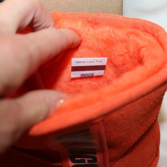 NIB UGG MINI SUEDE SHEARLING LINED LOGO ANKLE BOOTS ORANGE - Picture 7 of 8